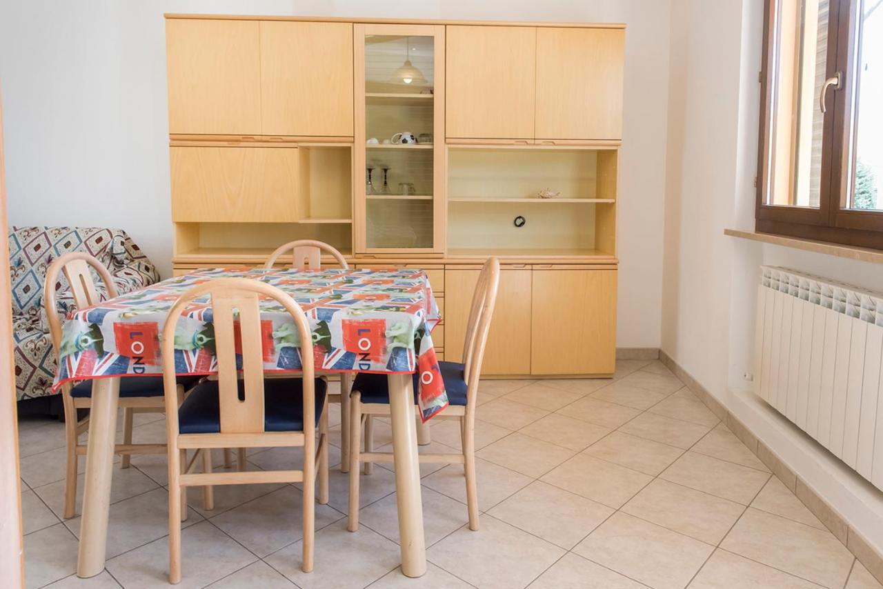 S130 - Sirolo, Deliziosa Villetta Con Terrazzo Eksteriør billede