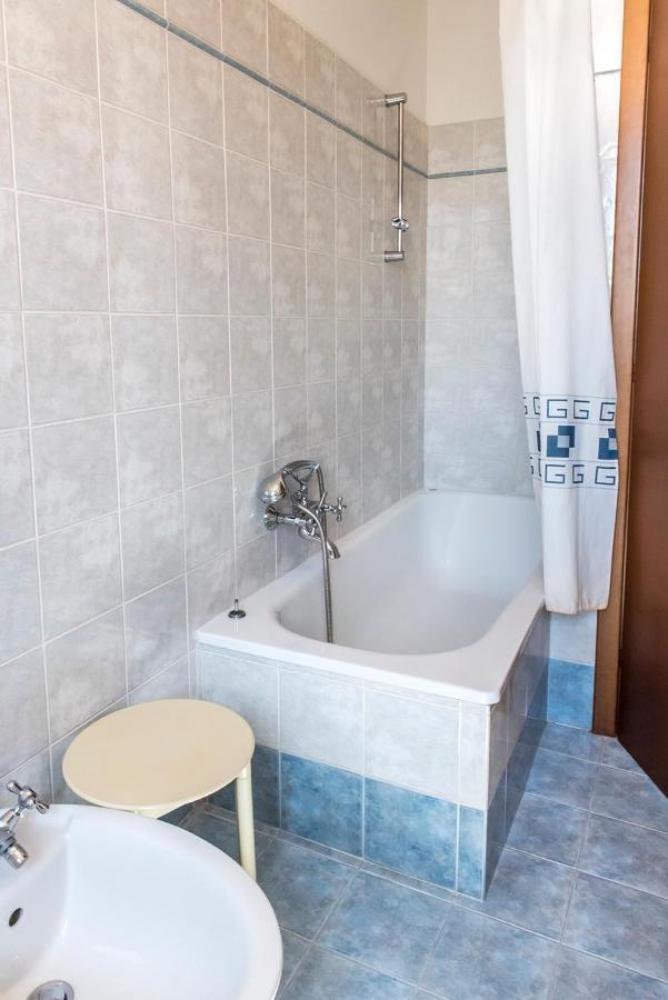S130 - Sirolo, Deliziosa Villetta Con Terrazzo Eksteriør billede